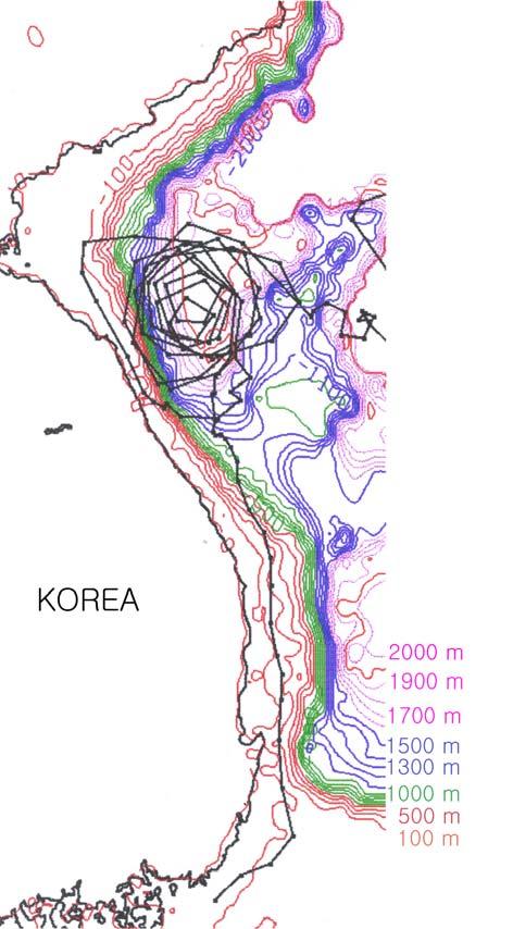 Fig.. Comparison between the recurring eddy and the bottom topography near the Wonsan