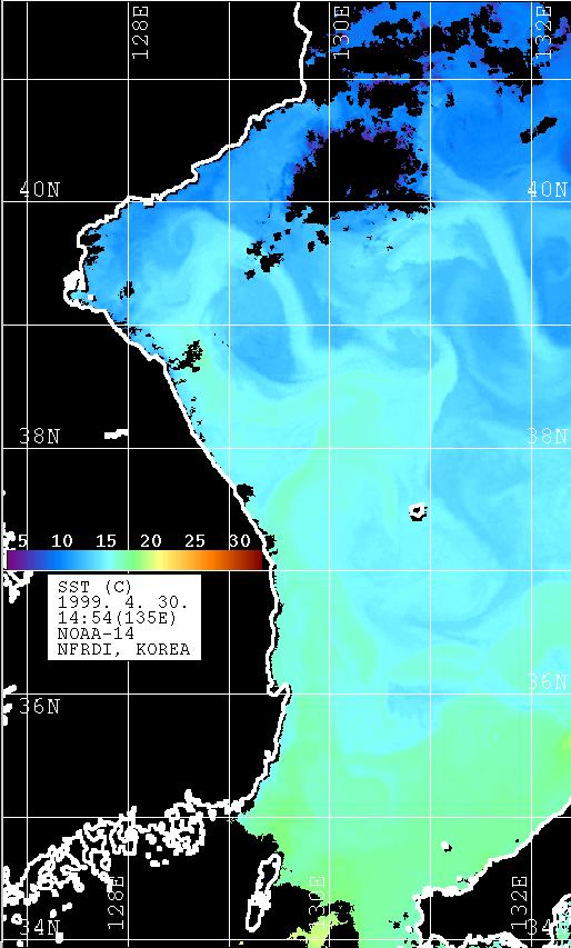 SeaWiFS sensor and NOAA AVHRR SST distribution