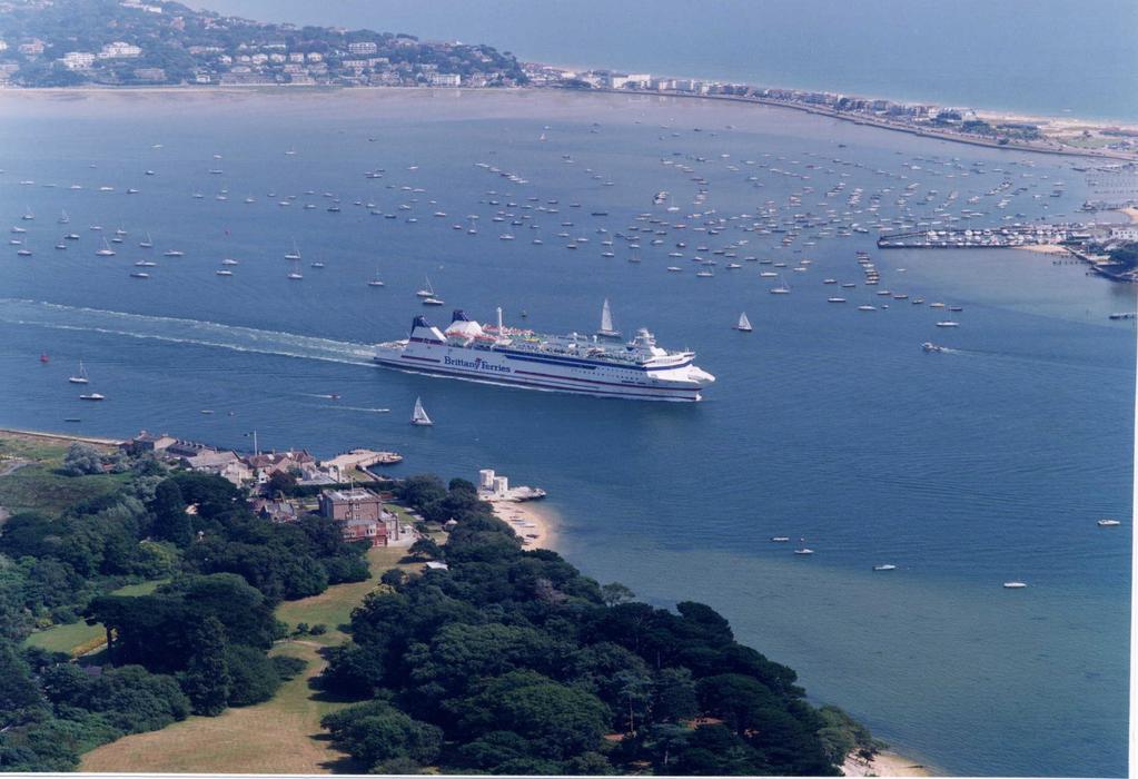 Poole Harbour Commissioners Navigational Safety Management Plan VERSION First Issued: 01November 2001