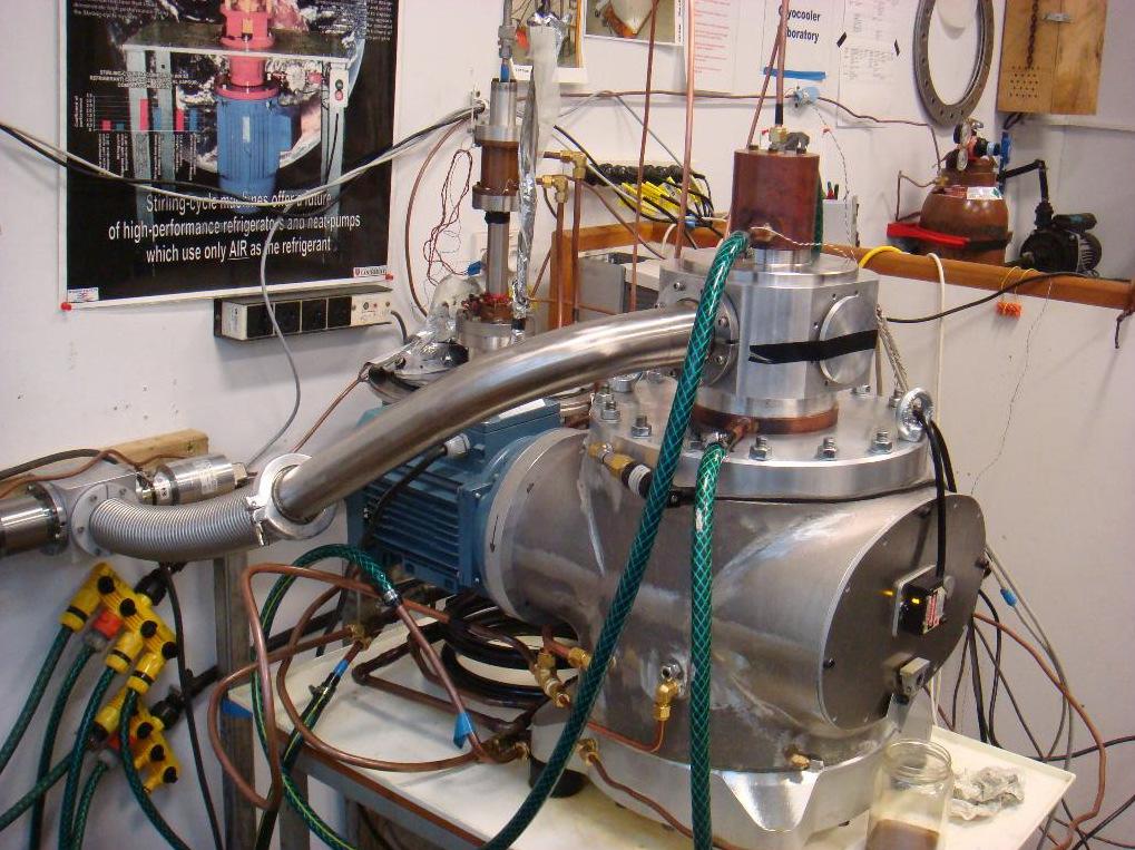 Vacuum pipe Helium fill station Laser displacement Sensor Figure 6.