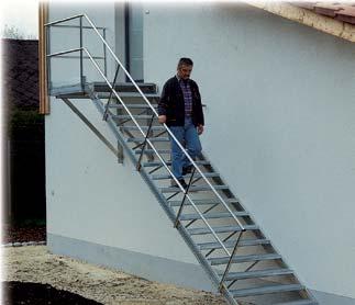 With system railings, diam. 40 Aluminium stairs with landing, 45 deg. Stable aluminium construction; with fastening profiles in the lower and upper sections; brackets to order at an extra charge.