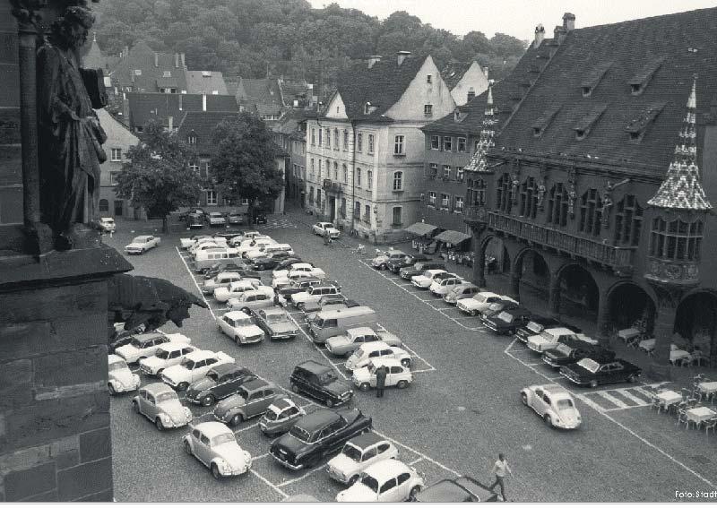 Cathedral Square in Freiburg BEFORE