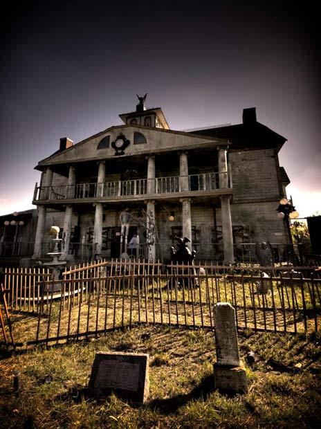 October brings spooky fun to Terrell with a haunted house voted the best in the Dallas area.