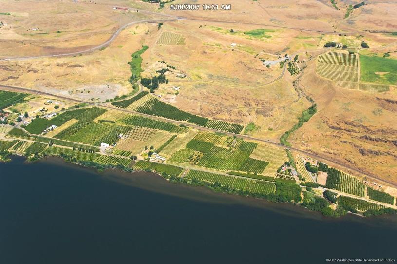 Columbia River Existing Land Uses Industrial and transportation uses Open space,