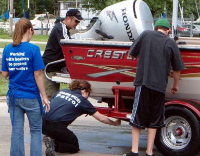 Volunteer to monitor a boat landing Clean Boats