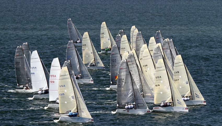 Thirty eight Snipes from nine different countries converged on Miami s Biscayne Bay for the second stop of the Snipe Winter Circuit.
