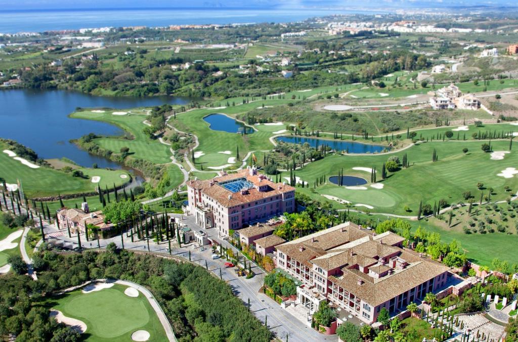 Villa Padierna Golf Club has three courses: Flamingos Golf, Alferini Golf and Tramores Golf; as well as the Villa Padierna Michael Campbell Golf Academy.