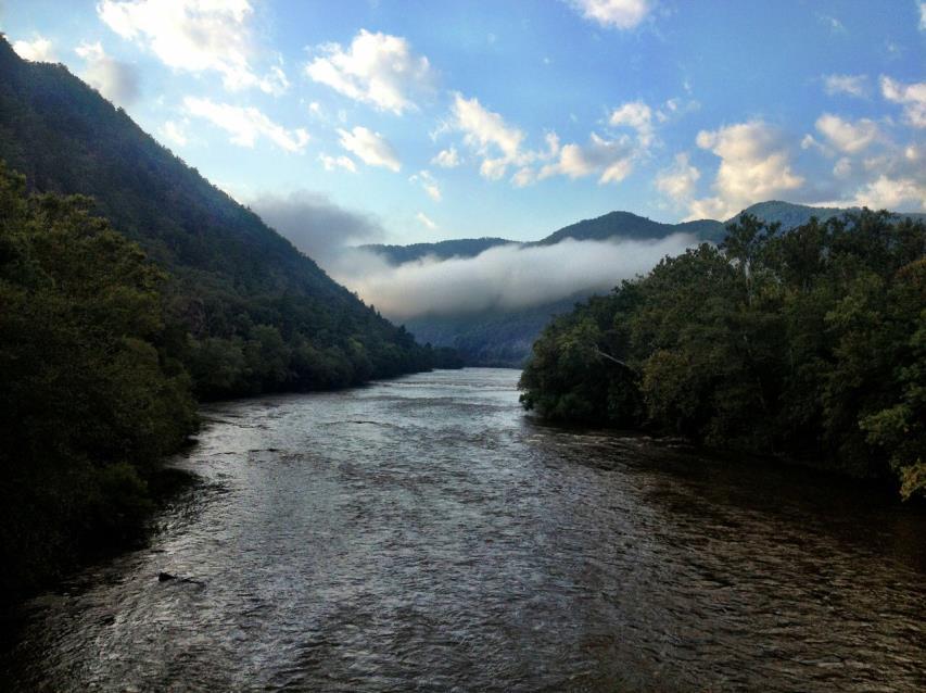 HISTORY OF THE FRENCH BROAD RIVER NAMED BY EUROPEAN SETTLERS IN THE REGION THIRD OLDEST RIVER IN THE WORLD NORTH FLOWING RIVER PREDATES THE UPLIFTING OF THE APPALACHIAN MOUNTAINS LONGEST