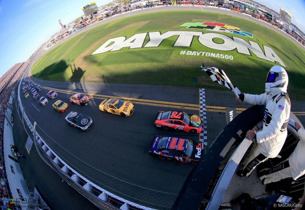 Sporting a new format consisting of three racing segments in each race, Pit road repair rules and a new crash policy, this year s Daytona 500 has the potential to be the most competitive in the track