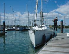 Berth A is a berth located on the inside of a turn, what we call a closed berth, as the natural inclination for the boat to slide makes turning into it from the direction we have approached it an