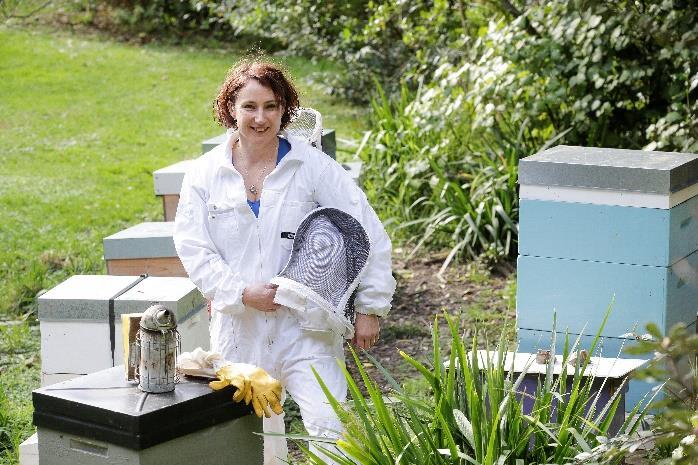 Club Profile Sharon Mackie Sharon Mackie Beekeeping five years in the Wellington Region. Beekeeping brings together a lot of threads.