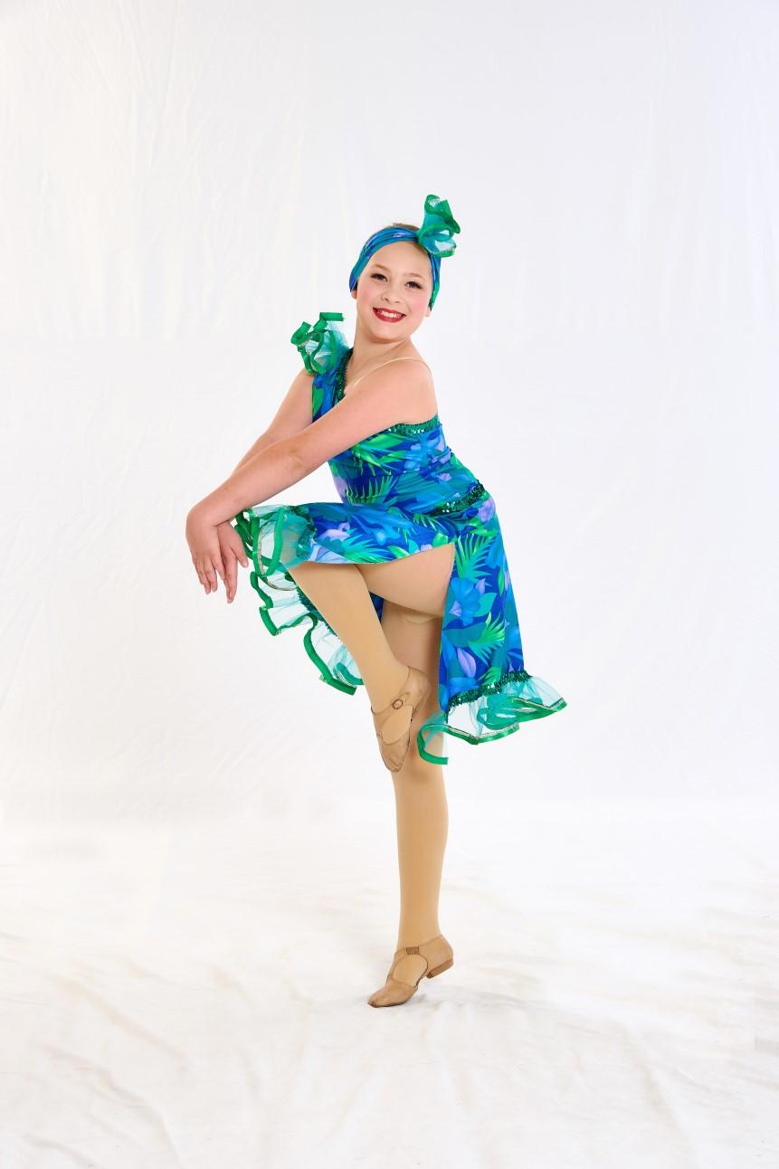 DANCE Elite A TIME OF DISCOVERY: As dancers grow in maturity and ability, they develop an increasing awareness of their interests, strengths, and goals.