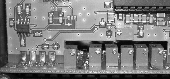 4 Reducing display values BA 90 Instruction Manual The reduction potentiometer (lower left) may be accessed by removing the front panel.