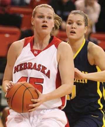 100 2017-18 NEBRASKA WOMEN'S BASKETBALL NEBRASKA'S BIG TEN HISTORY Although Nebraska competed for the first time as a member of the Big Ten Conference in 2011-12, the Huskers have a relatively