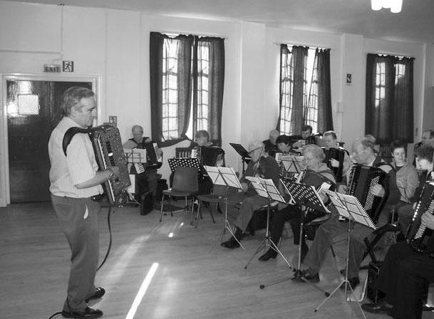 Getting the Measure of it Approximately thirty musicians attended George Meikle s course at the Methodist Church Hall, Adel, Leeds, on 18th February.