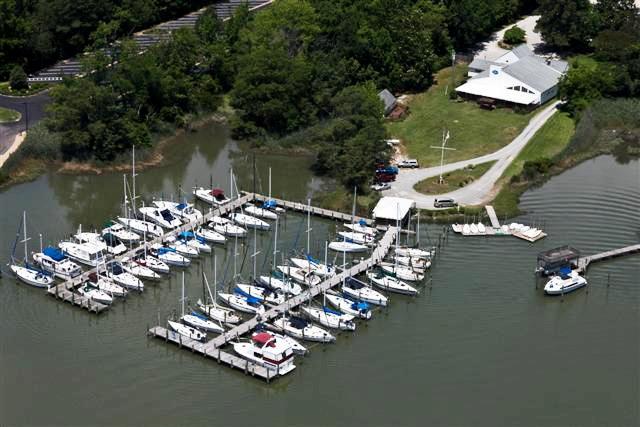 The Seaford Yacht Club also provides a wide range of civic and outreach contributions to the Community, especially activities that promote the appreciation and preservation of our waterways.