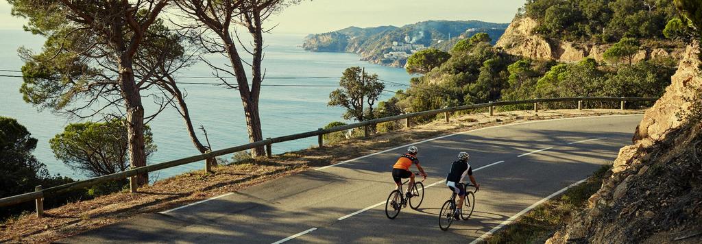 COSTA DORADA Next to the historic city of Tarragona, Cambrils / Salou is an ideal starting point for cyclists who want to enjoy the same route that La Mussara does every year.