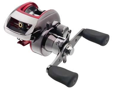 Baitcasting Reel DYNASTAR With the DYNASTAR DAIWA proudly presents a very small and compact left hand multiplier reel for the new season which is perfectly suitable for jerkbaiting.