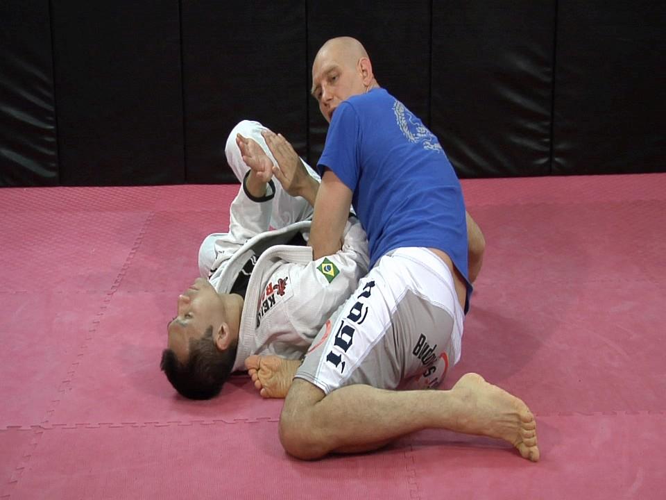 .....and end up back in side mount, immediately attacking with the V-armlock