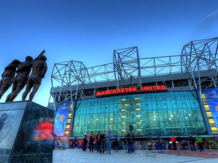 Manchester United We are pleased to offer our Kit Room package for all United home games: Executive seats situated in the North West Quadrant (NW3435) Pre-match, post-match and
