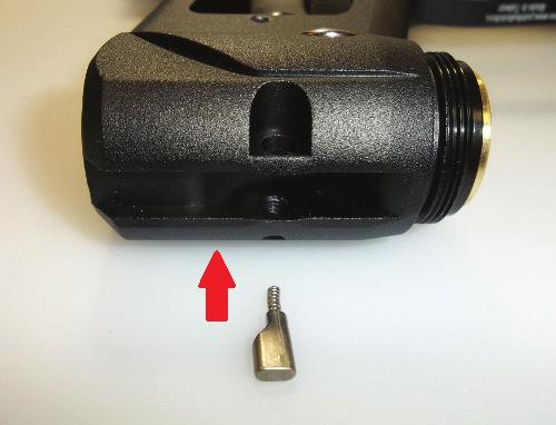 Insert pin/seal retainer in orientation shown in (Fig 8-18) into tank side of Regulator ensuring oval slot in the pin/seal
