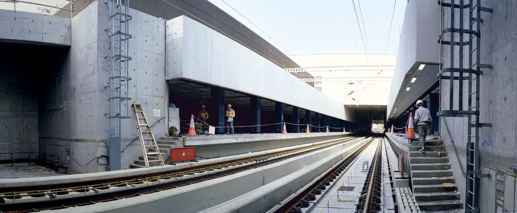 The passenger platform in the new Tai Wai Station.