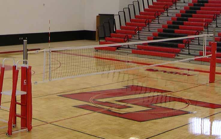 73 2 1 3 4 5 5000 LIBERO OMNI-ALUMINUM SYSTEM Top-quality multi-use system Features infinite net height adjustment to 8, allowing volleyball, tennis, and badminton play ideal for multi-purpose