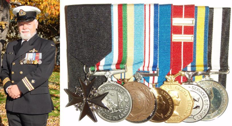 OBVERSE Around the outside of the medal are the words: EXEMPLARY SERVICE.