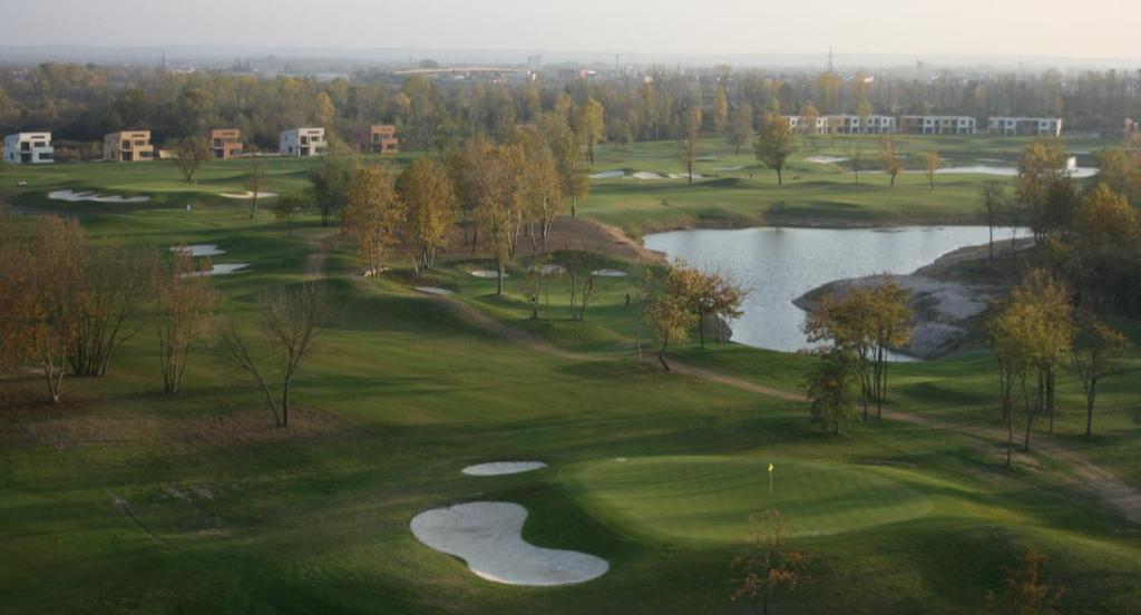 VENUE RIVERSIDE GOLF ZAGREB Only 15 minutes drive from Zagreb centre is a little golf paradise by the river Sava.