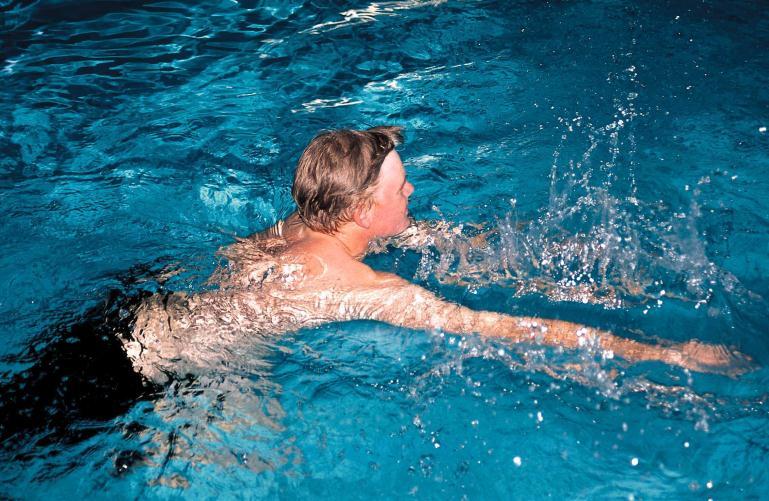 5 th Common Golf Exercise Protocol: Swimming Benefits of swimming Increase exercise tolerance on the golf course and during practice It is low impact on joints as is not weight bearing It encourages