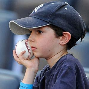 Baseball Fans The great thing about baseball is that there's a crisis every day. - Gabe Paul We're reaching the point where you can be a truly dedicated, state-ofthe-art fan or you can have a life.