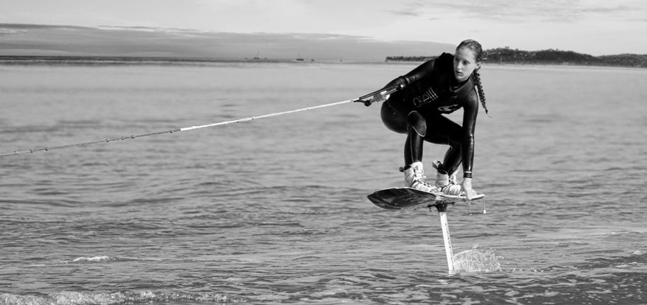 ACROBATIC Composite Aluminium The ACROBATIC is specially designed for wakeboard.