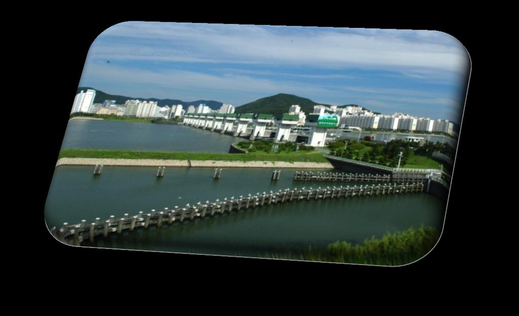 (Eulsookdo Island in Nakdong River) (Haewundae Beach well-known worldwide) (Landscape of Busan Metropolis) Location You