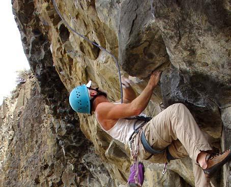 Begin as for Critcal but immediately veer up and right. Tough for its grade. 9. Violator 5.10D *** 6 clips.