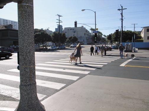 Crosswalk striping at south side of 3rd