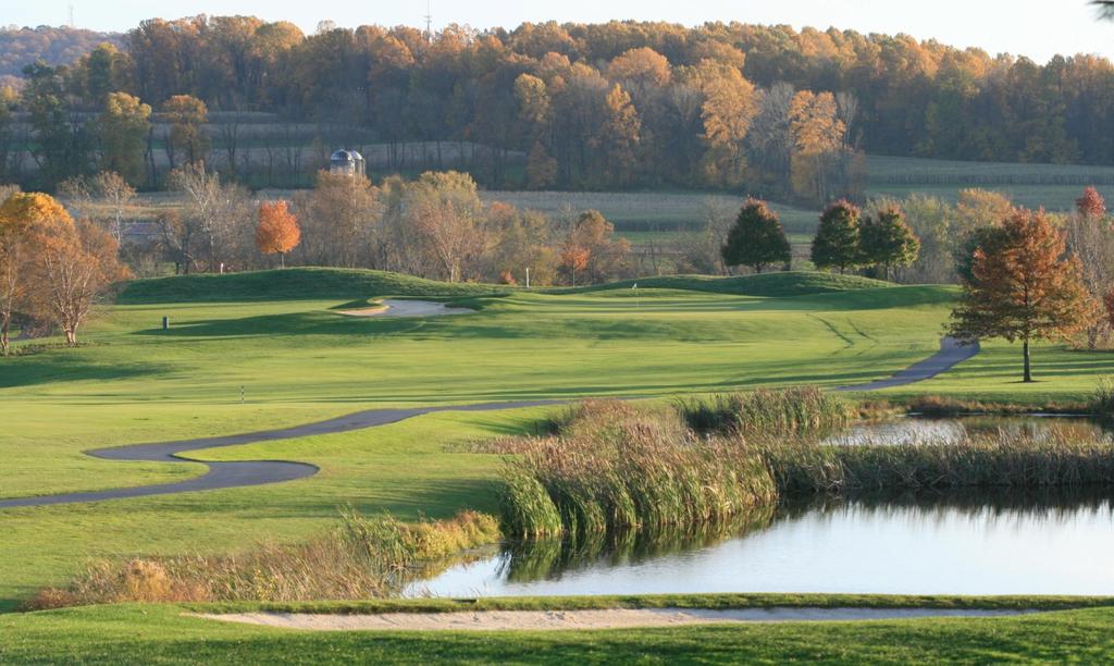 18 challenging yet playable holes are fun for all skill levels and perfect for outings.