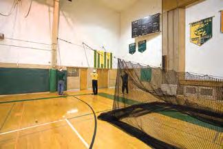 Dirk Baker, head coach Worcester State College Worcester, MA PHANTOM INDOOR BATTING CAGE BEACON BUILT MADE IN TH E U SA It s just so easy. 1) Coect the reach poles. 2) Layout the et.