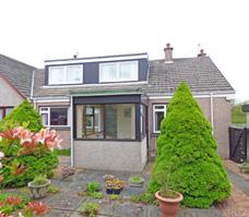 9 Kilrymont Place, St Andrews, Fife, KY16 8DH Room Dimensions Sitting Room 13 1 x 11 6 (3.99m x 3.