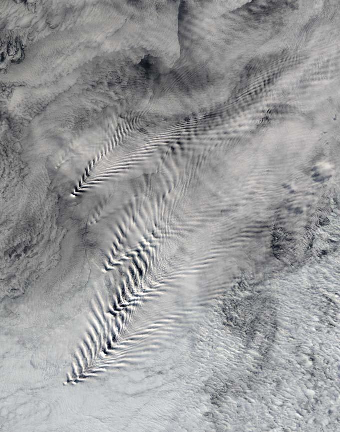 Satellite imagery showing hree-dimensional trapped lee waves induced by the South Sandwich Islands in