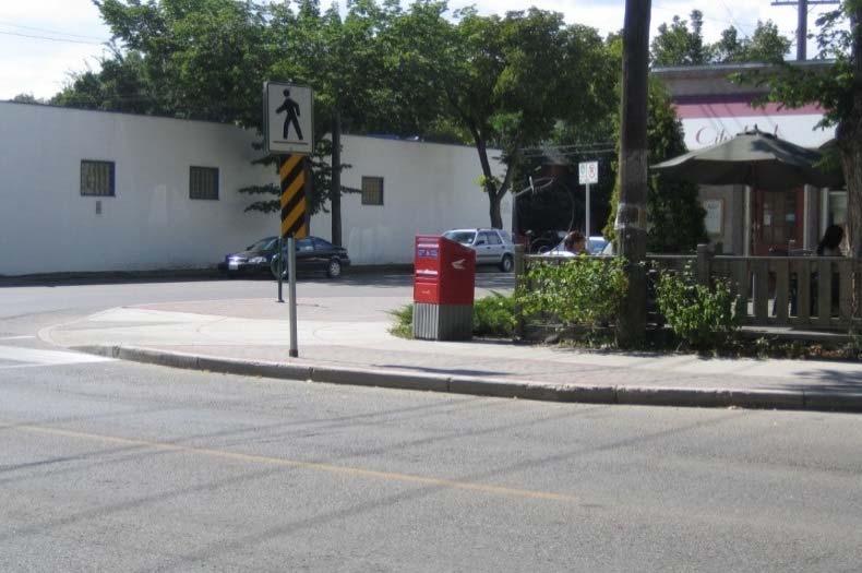 Exhibit 5-1: 7 th Avenue and Princess Street Curb Extension (City Park) Curb extensions are often