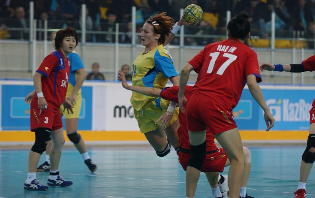 ASIAN HANDBALL FEDERATION Referee work in the continent of Asia: Ancient continent, cr ossroad of hand ball cultures The future has started: Final of 2010 Women s Youth World Championship (in
