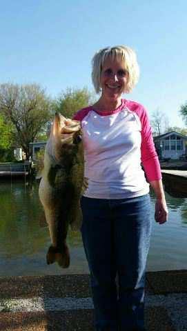 BIG BASS FEATURE APR/MAY ANGLING!