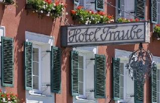 Vergeiner s Hotel Traube Address: Hauptplatz 14; 9900 Lienz Telephone: + 43 (0) 4852 / 64444 Fax: + 43 (0) 4852 / 64184 Website: www.hoteltraube.at E-mail: info@hoteltraube.
