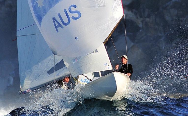 Sailing in Australia With its vast coastline and water loving population it s no wonder that sailing is a favourite pastime for Australians.