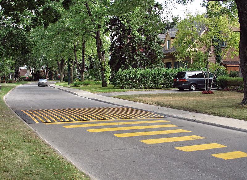 Quicker response time for emergency vehicles than speed humps Effective in reducing vehicle speed, but not as well as speed humps Addition of brick or textured materials can improve aesthetics