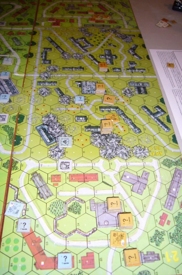 Russian Setup Turn 1: Chris has broken his eastern attackers into three groups across the length of the board. The central group includes the 76L Art Gun.