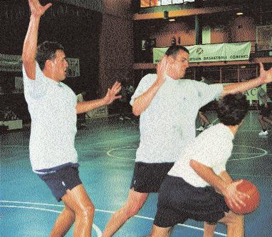 94 BASKETBALL FOR YOUNG PLAYERS Duration of the Drills When deciding how long the drills will last, the coach should take into account aspects such as boredom and psychological fatigue which lead to