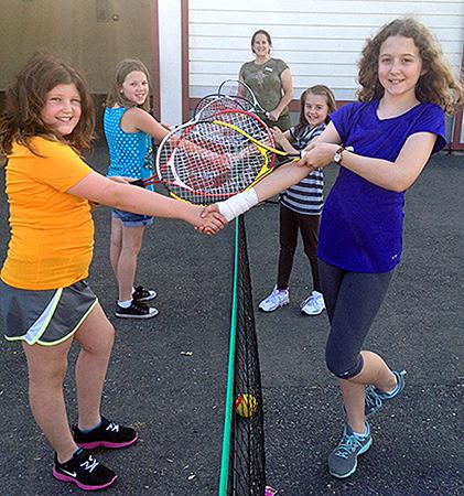 Tennis & Teamwork: Kids & Instructors Love TAZ at Littlerock Elementary The Tennis Afterschool Zone (TAZ) came to Littlerock Elementary School in Olympia, Wash., this past May and June.