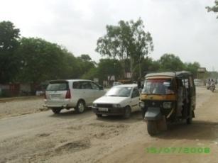 58% of roads in GMUC are two lane roads, leading heavy traffic congestion on the streets in GMUC.