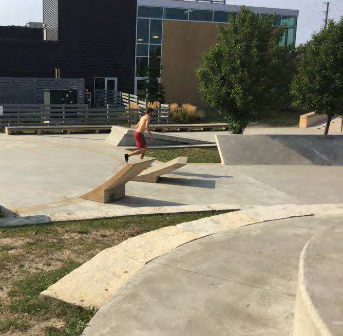 Are users gathering in line to use the space? General Dimensions of the Skatepark. Is there any buffer space around? Does the space feel constrained? Conflicts between users and non users?